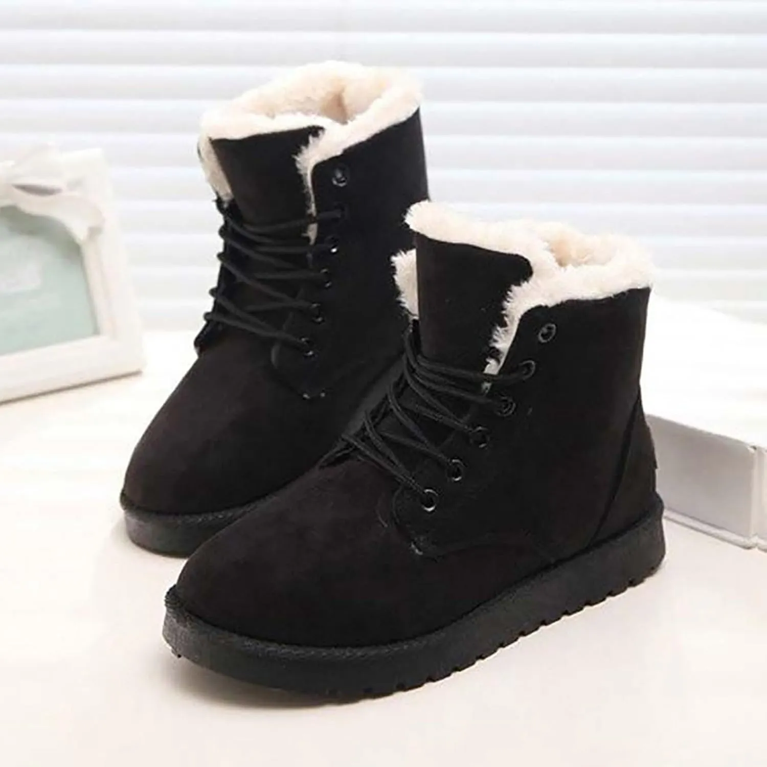 Womens Winter Snow Boots Cotton Warm Fur Snow Winter Lace Up Flat Cute Comfortable Ankle Platform Boots